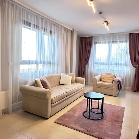 Elegance28 - Stylish Mountain Retreat In By Flat Mаnager