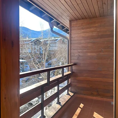 Apartment Elegance28 - Stylish Mountain Retreat In By Flat Mаnager