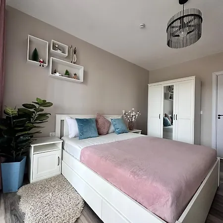 Elegance28 - Stylish Mountain Retreat In By Flat Mаnager