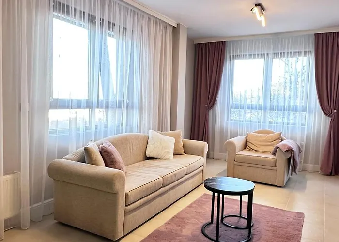 Elegance28 - Stylish Mountain Retreat In By Flat Mаnager