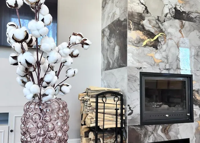 아파트 Elegance28 - Stylish Mountain Retreat In By Flat Mаnager