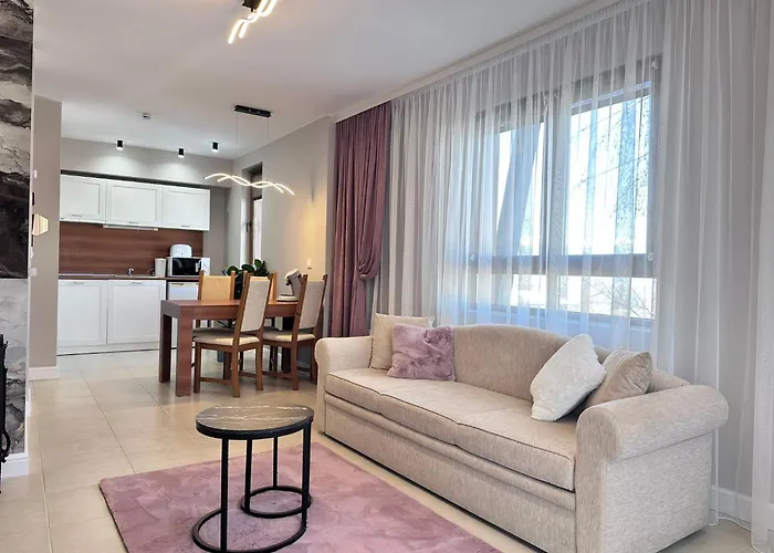 Elegance28 - Stylish Mountain Retreat In By Flat Mаnager 아파트 반스코